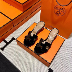 에르메스 올수공 오아시스 슬리퍼 샌들 페이던트 25